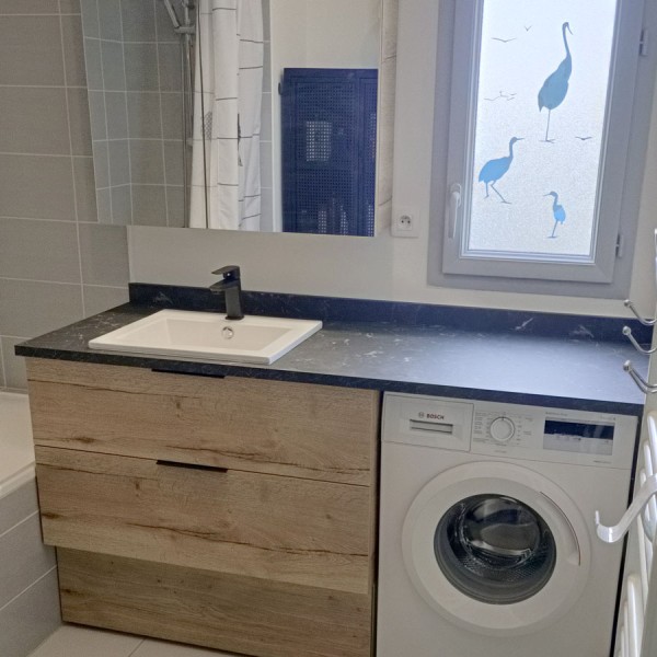 Plan stratifié pour lave linge à droite